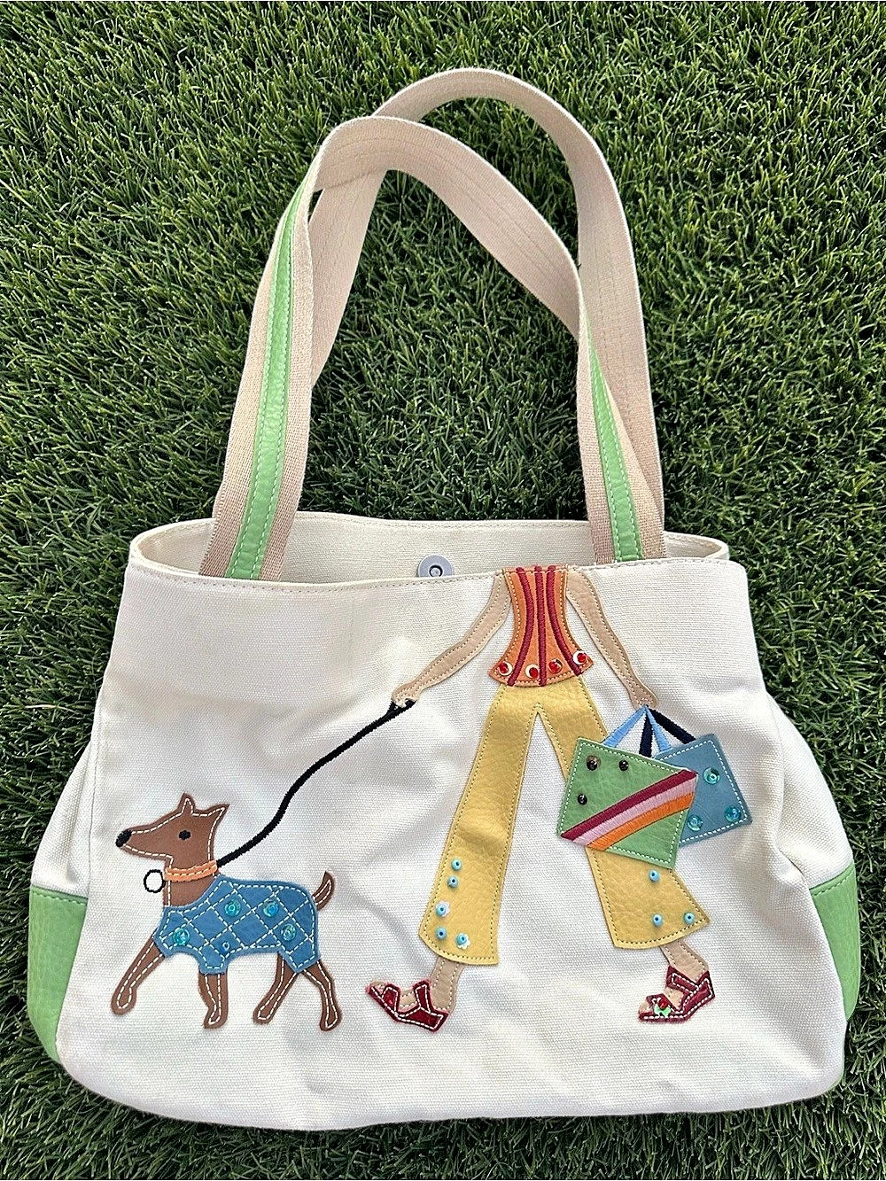 Embroidered Tote in White & Green